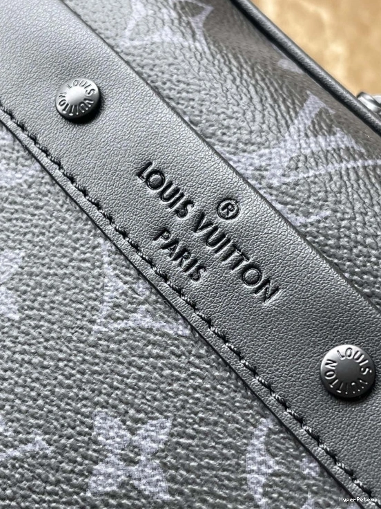 Alpha-11.0*18.5*6.5CM Nano LOUIS VUITTON 0803